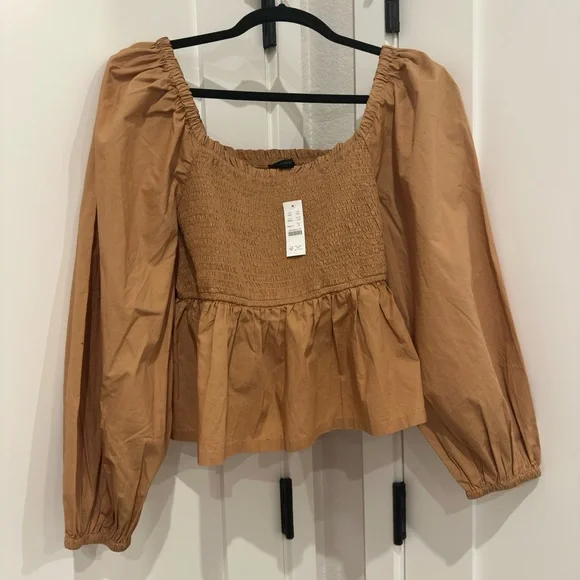 NWT J. Crew Smocked Top - Picture 2 of 4